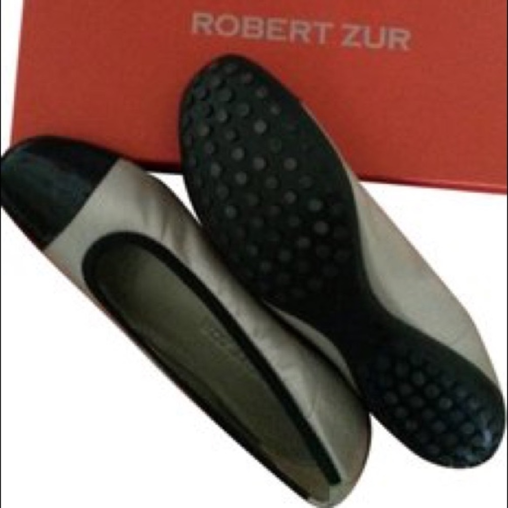 Robert Zur Lyric Ballet Flat 10C Wide NIB